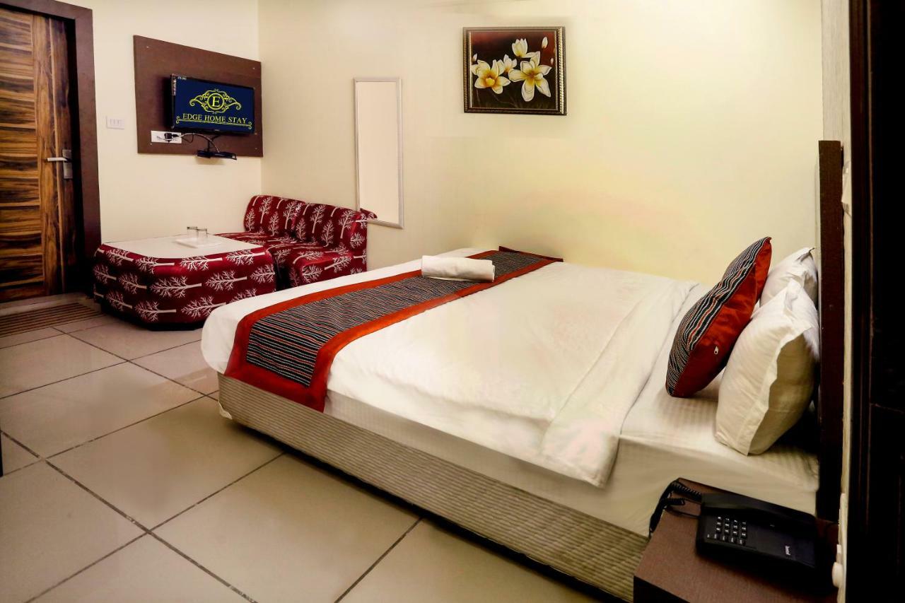 Airport Hotel Edge Home Stay Nuova Delhi Esterno foto
